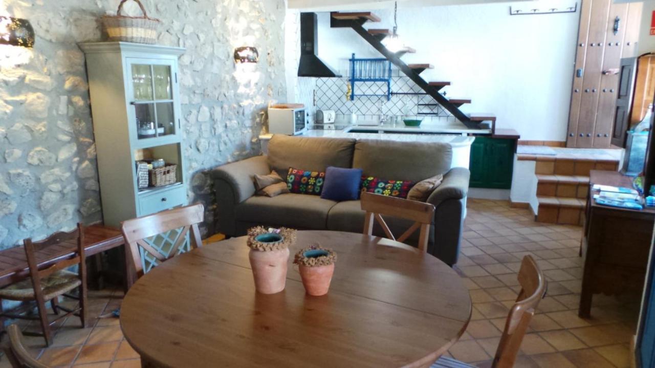Vivienda Rural Fuente De Los Gusarapos 버언커 외부 사진